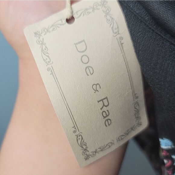 NWT DOE & RAE Tank Top - Picture 8 of 9